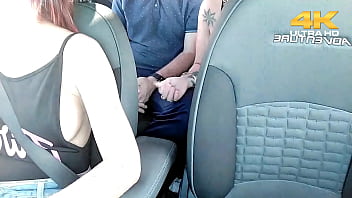 Role aleatório com dinni e assistente pauzudo