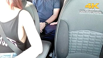 Role aleatório com dinni e assistente pauzudo