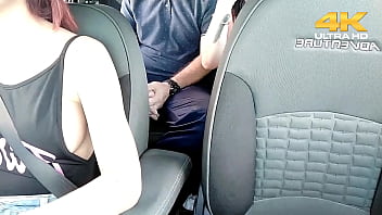 Role aleatório com dinni e assistente pauzudo