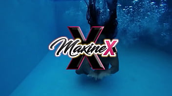 Maxine x & nyssa nevers are the sexiest maids finger fucking show