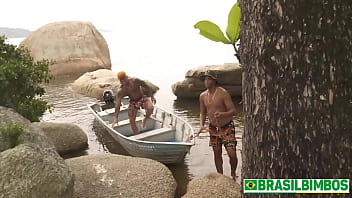 Two guys find lost latina wanesse boyer who can’t wait to pay them back at brasilbimbos