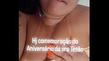 Hj a volta da sra tezão na interação o aniversário é dela mais quem ganha o presente é vcs vai ficar de fora dessa