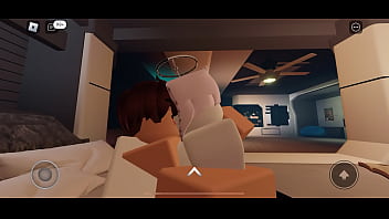 Lute Gets Used thumbnail