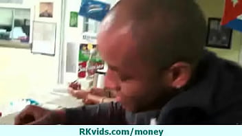 Smooth guy pays amateur chick for sex 3