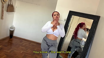 Depois do banho milf ruiva recebe creme no rosto e sai pra correr toda gozada completo