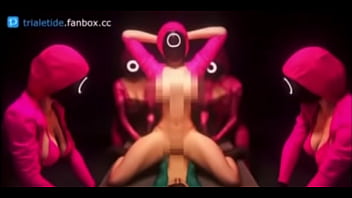 Guardias de el juego del calamar tetonas cogen a jugador sumiso en mesa de metal