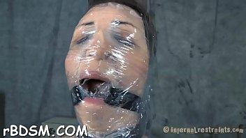 Topnotch floozy is playing with her tight vag