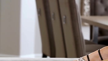 Meaty pussy milf julia ann finger fucks her two horny holes