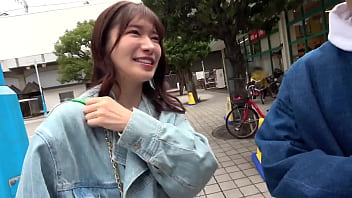 パート1 おもちゃ大好き変態美女るかさん26歳が登場。水泳とsexで鍛え上げられたスレンダー美ボディ！縦横無尽に動きまわるトルネード蛇舌フェラは必見！