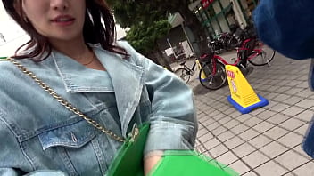 パート1 おもちゃ大好き変態美女るかさん26歳が登場。水泳とsexで鍛え上げられたスレンダー美ボディ！縦横無尽に動きまわるトルネード蛇舌フェラは必見！