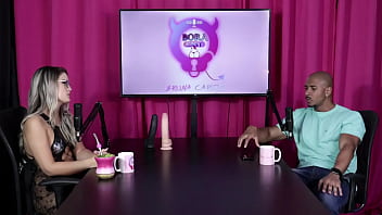 Sente dificuldade em ter um relacionamento por estar no meio pornô e tem muitos casais mal resolvidos lucas ferraz sheer red