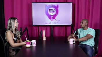 Sente dificuldade em ter um relacionamento por estar no meio pornô e tem muitos casais mal resolvidos lucas ferraz sheer red