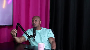 Sente dificuldade em ter um relacionamento por estar no meio pornô e tem muitos casais mal resolvidos lucas ferraz sheer red