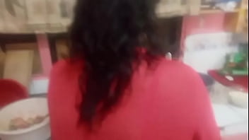 Stepmom was finishing cooking and i took her to the bedroom to suck her pussy