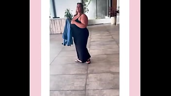 We’re in the city of angels #biggirls #sheincurve #fashionnovacurve #plussizemodel #losangeles #fmty #highend #goals