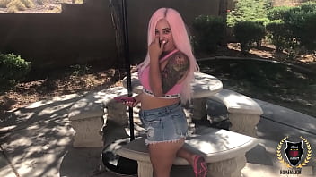Curvy barbi got pink hair & bubble ass rome major cums on it