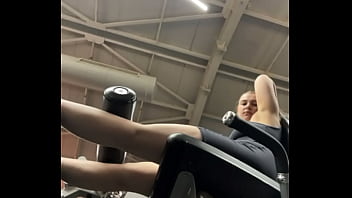 Gym girl fucking
