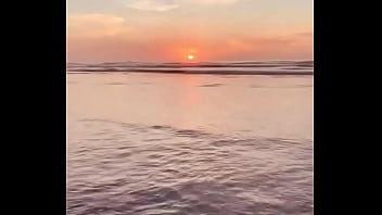 Ontem ela me levou para ver o nascer do sol de uma forma diferente e eu fico completamente apaixonada