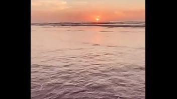 Ontem ela me levou para ver o nascer do sol de uma forma diferente e eu fico completamente apaixonada