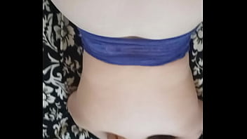 Amateur blonde loves pushing back Amateur blonde loves pushing back