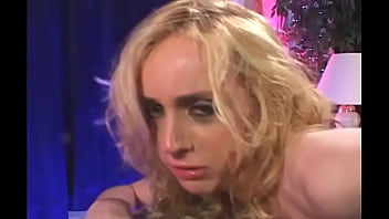 If you're ever unsure of what you're about to do having a loose box like kelly underneath