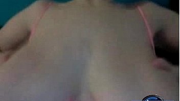 Amateur mature shows her massive tits free xxx cam