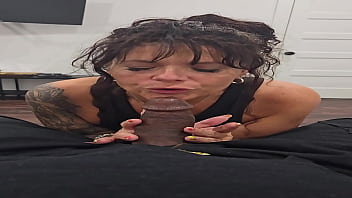 Hollee huntress dines on majic