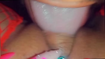 Squirting no pau do negão dotado