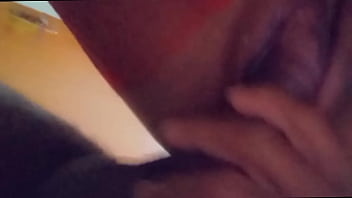 Squirting no pau do negão dotado