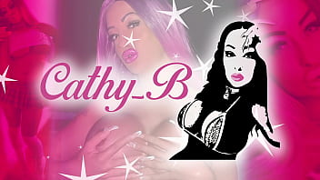 Threesome with a bodybuilder and a bimbodoll