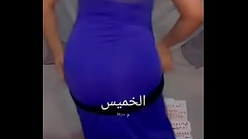 Arab she takes off her dancing clothes oh my god what a beautiful body and big ass