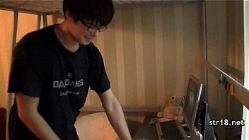 Slut can barely fit it in her mouth