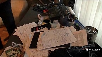 Slut can barely fit it in her mouth