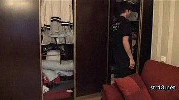 Slut can barely fit it in her mouth