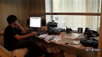 Slut can barely fit it in her mouth