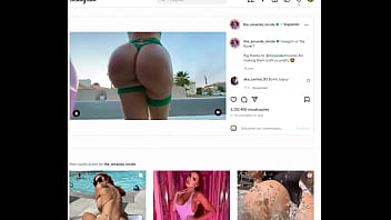 Big ass andando pela rua