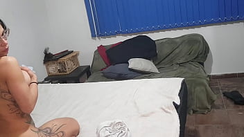 Gozei de verdade no pau do novinho