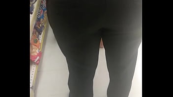 Chico Culon Tienda thumbnail