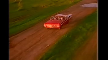 Auto rojo vilma palma e vampiros