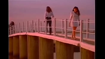 Auto rojo vilma palma e vampiros