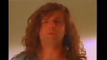 Auto rojo vilma palma e vampiros