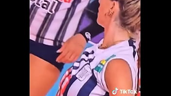 Quien no se enamoro de este hincha en el partido de alianza vs universitario