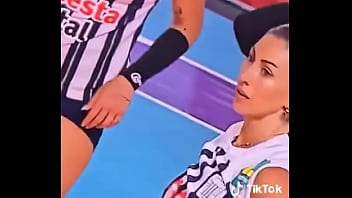 Quien no se enamoro de este hincha en el partido de alianza vs universitario