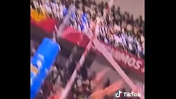 Quien no se enamoro de este hincha en el partido de alianza vs universitario