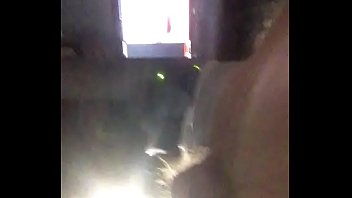 Quero dar um pouquinho da minha esperma para ela