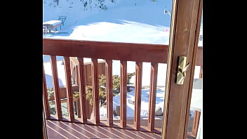 Littleangel84 enculée en lingerie blanche à la montagne