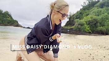 Natural beach walk and enjoy sfw