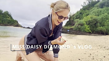 Natural beach walk and enjoy sfw