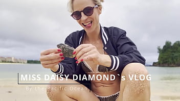 Natural beach walk and enjoy sfw