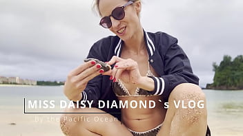 Natural beach walk and enjoy sfw